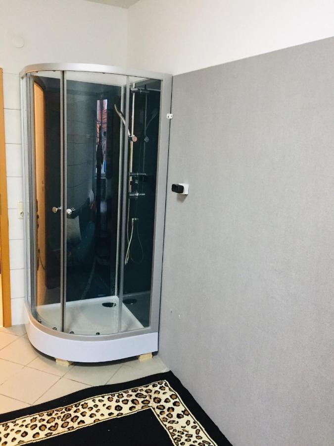 Apartamento Gaestezimmer I Neo2 Staufenberg  Exterior foto